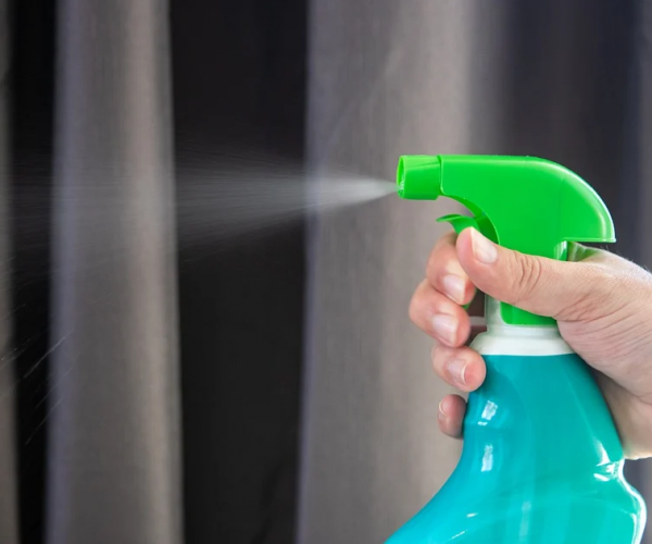 2020-10-05 10_23_35-disinfectant-5093503_960_720.webp (WEBP Image, 960 × 640 pixels)